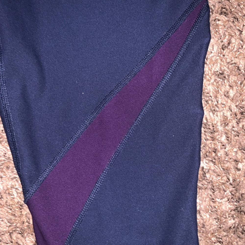 Nike workout pants - Picture 2 of 5